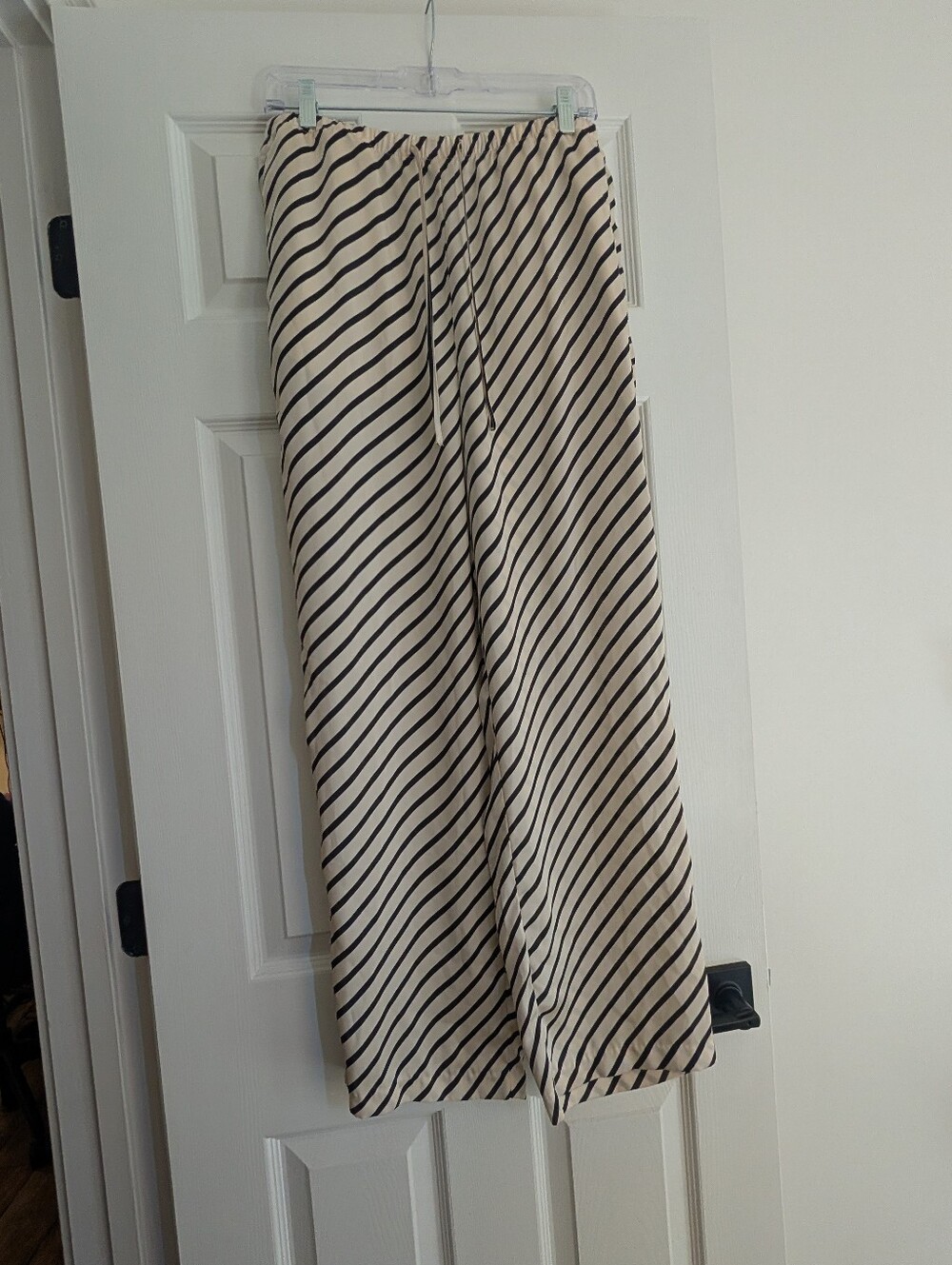 H&M black and cream striped satin pants